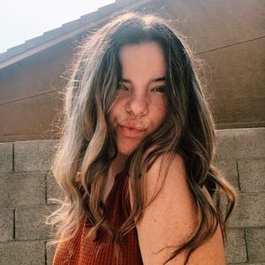 Meet your Posher, Marisa